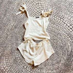 2 NASTY GAL sleep satin set